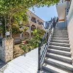 Апарт-отель Athina