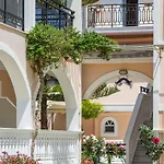 Athina 4*