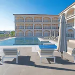 Athina Апарт-отель