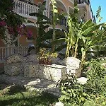 Апарт-отель Athina