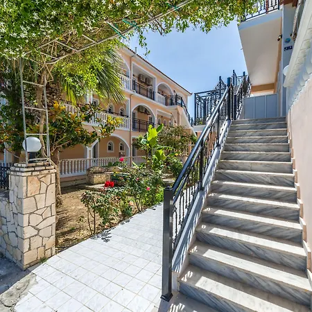 Aparthotel Athina