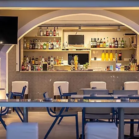 Hotel apartamentowy Athina