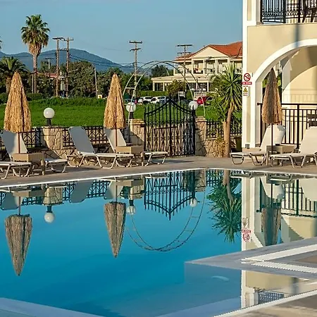 Athina 4* Kalamákion