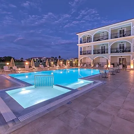 Athina Hotel apartamentowy 4*