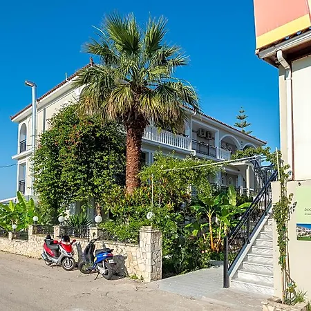 Athina 4* Kalamákion