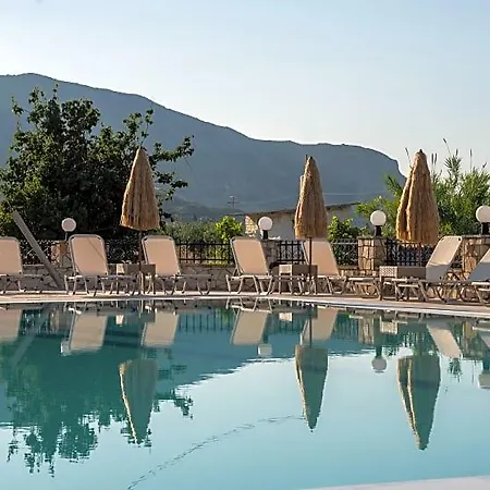Hotel apartamentowy Athina Kalamákion