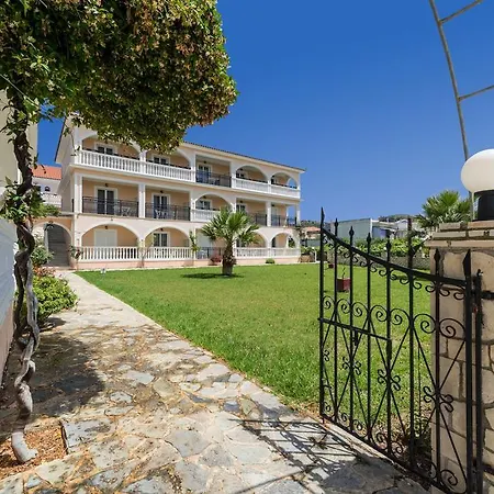 Lejlighedshotel Athina Kalamákion
