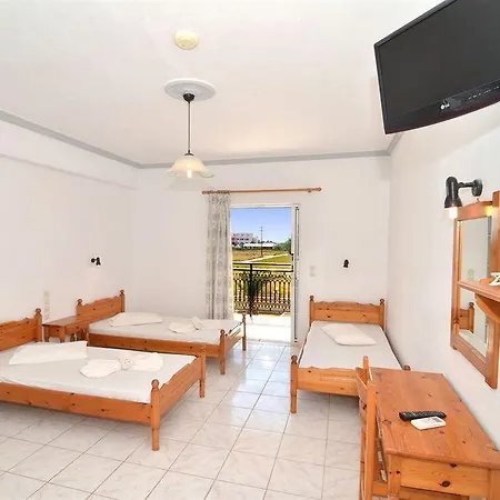 Athina Hotel de apartamente Kalamákion