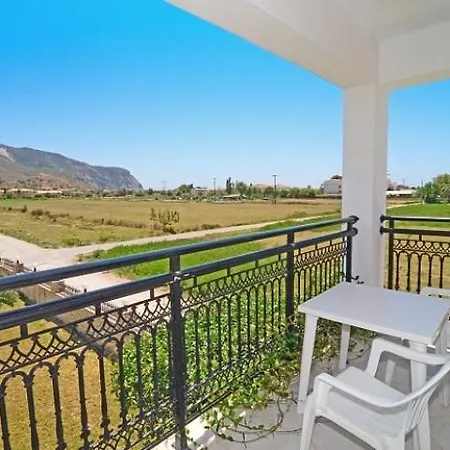 Hotel de apartamente Athina 4*